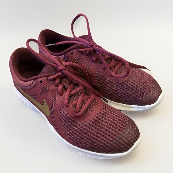 Nike Youth Revolution 4 GS Sneakers Size 3.5 Y Tea Berry White Gold Lace Up EUC - Picture 1 of 9